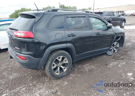 2015 Jeep Cherokee Trailhawk from USA, damaged, VIN 1C4PJMBS8FW575759